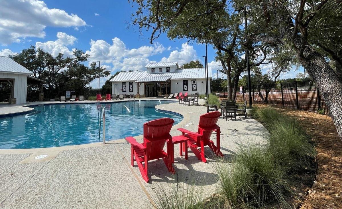 1917 Fannie RD, Georgetown, TX 78633