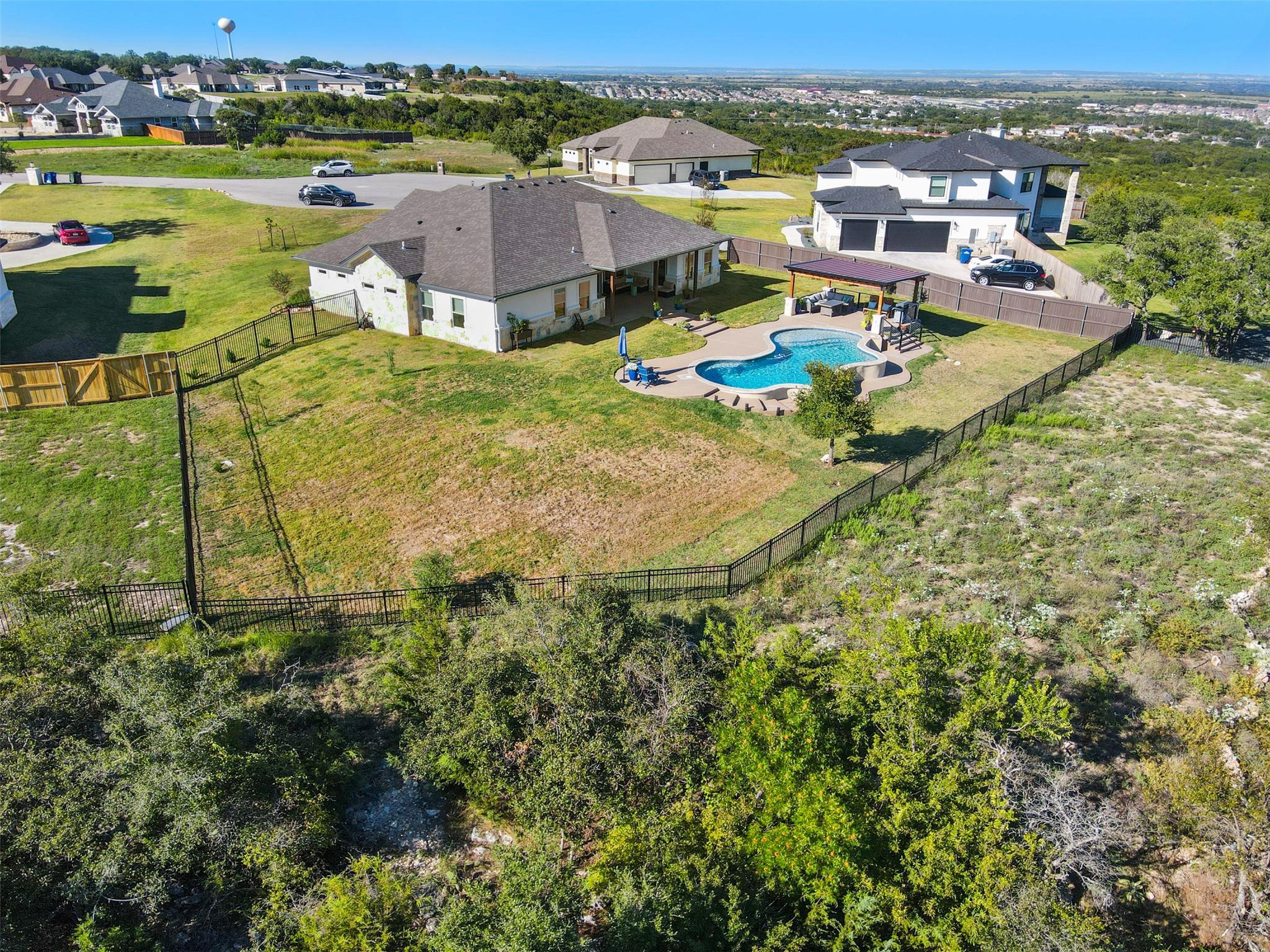 2708 Sun Point CIR, Copperas Cove, TX 76522