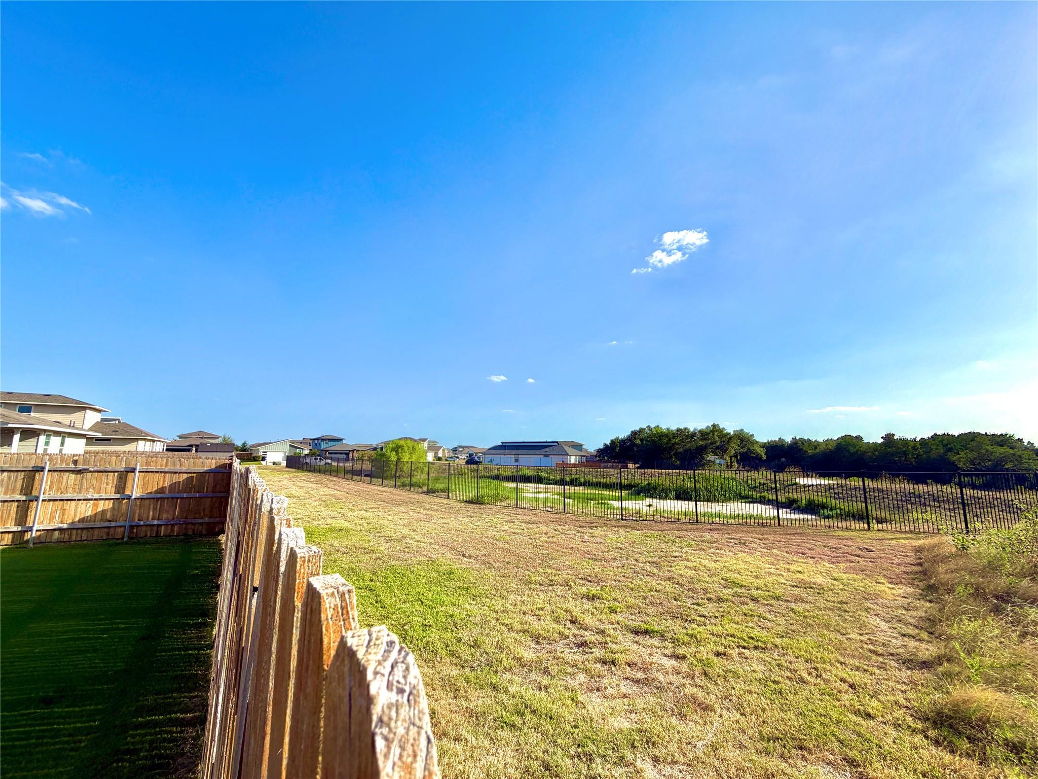 305 Tequilana Ps, Leander, TX 78641
