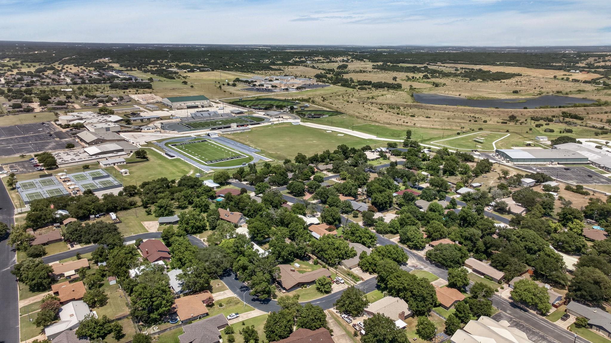 206 Corder LN, Burnet, TX 78611