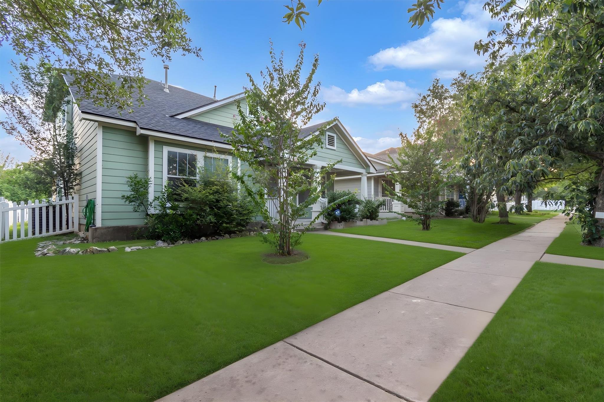 627 Scheel RD, Kyle, TX 78640