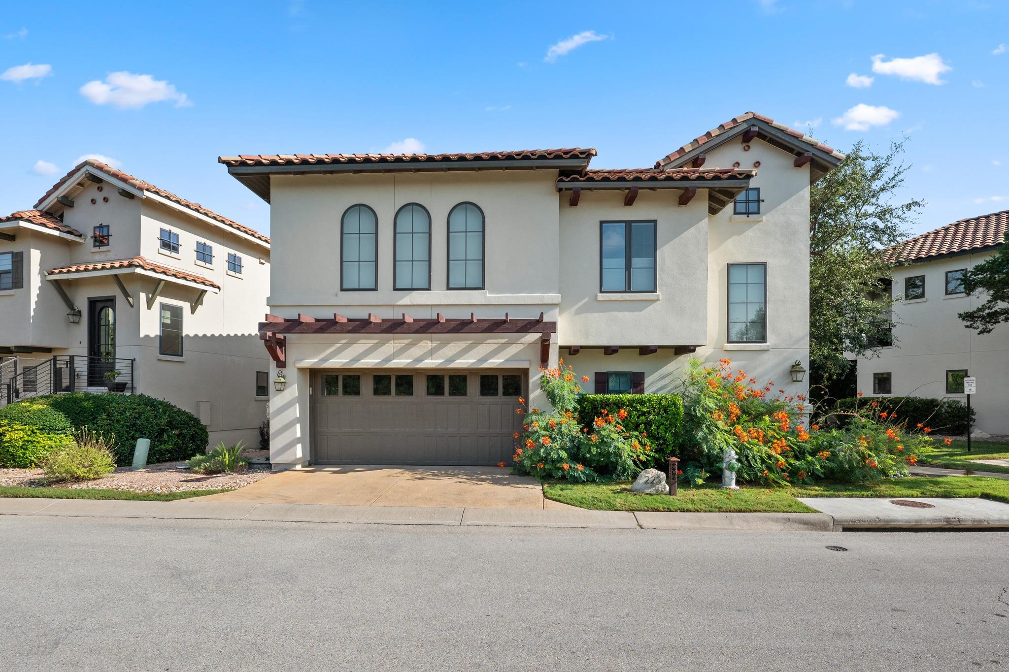 223 Honey Creek CT #12, Austin, TX 78738