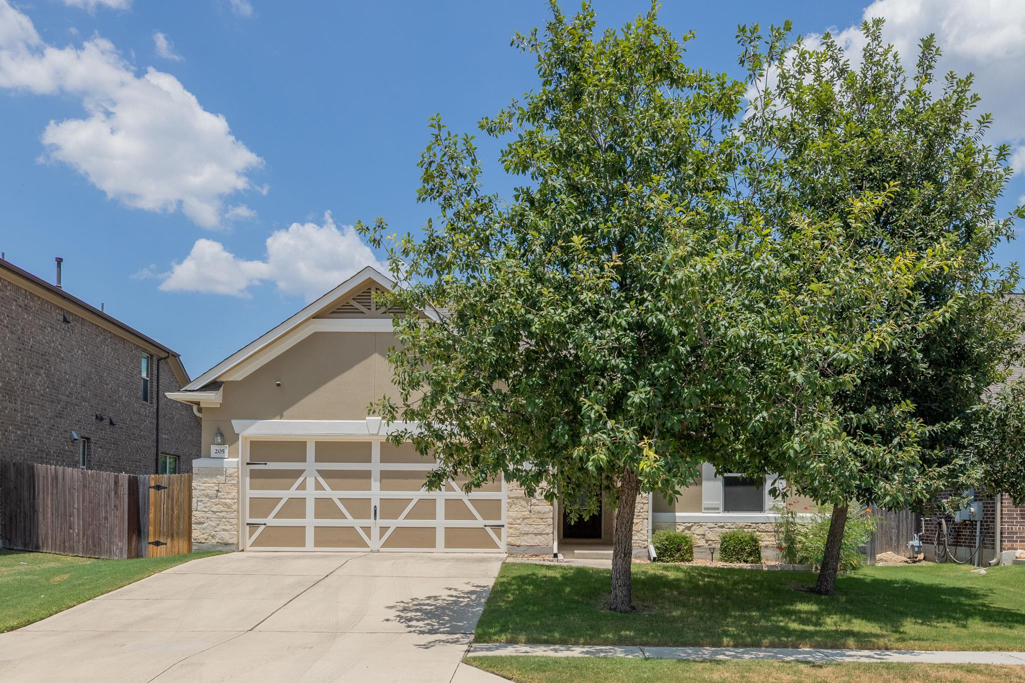 205 Mauldin ST, Georgetown, TX 78628