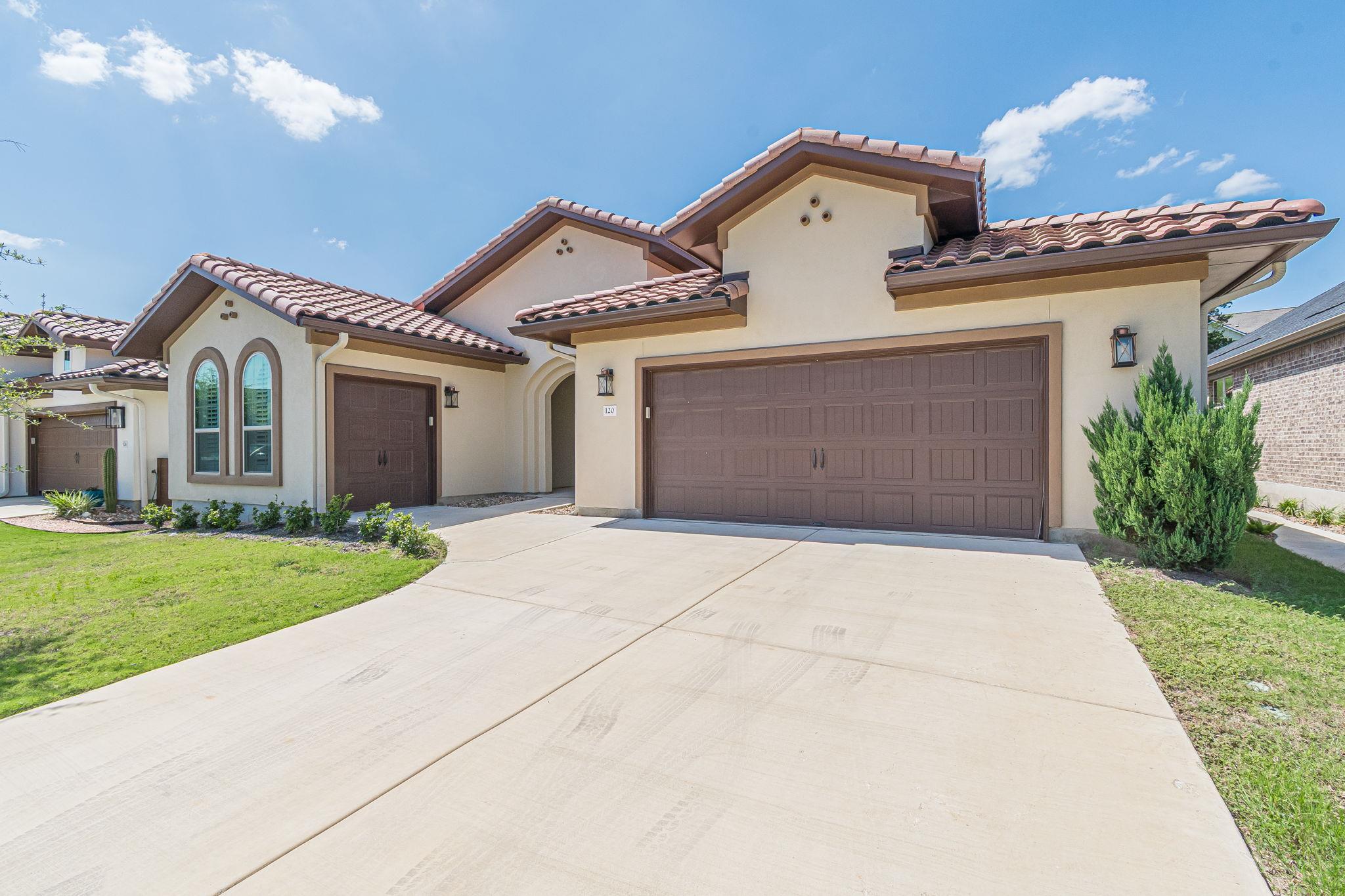 120 Sweeping Sage LN, San Marcos, TX 78666