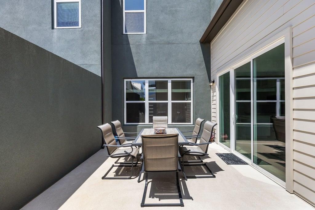 4313 Attra ST, Austin, TX 78723