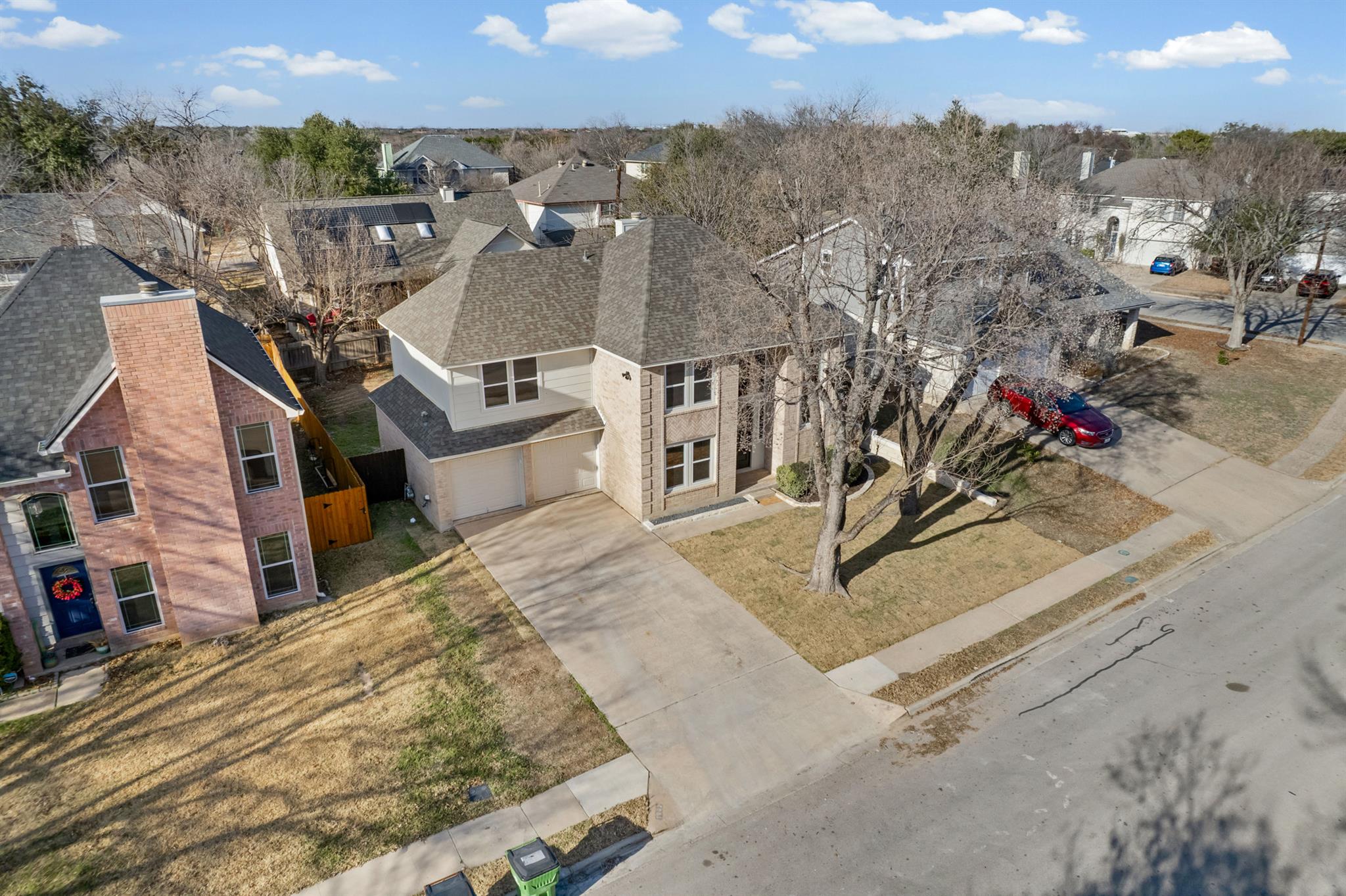 1002 Crestview ST, Round Rock, TX 78681