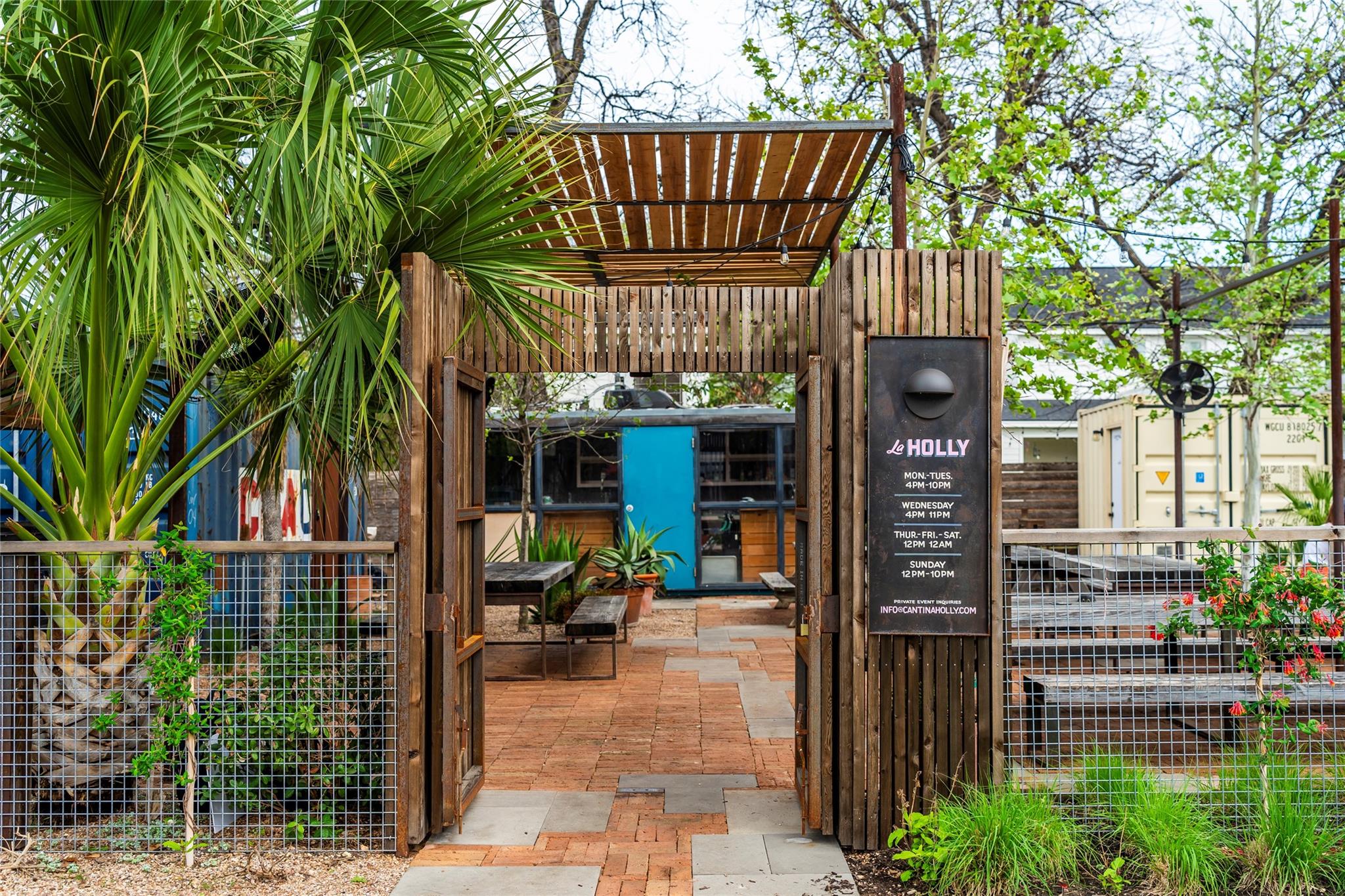 2404 Santa Rita ST, Austin, TX 78702