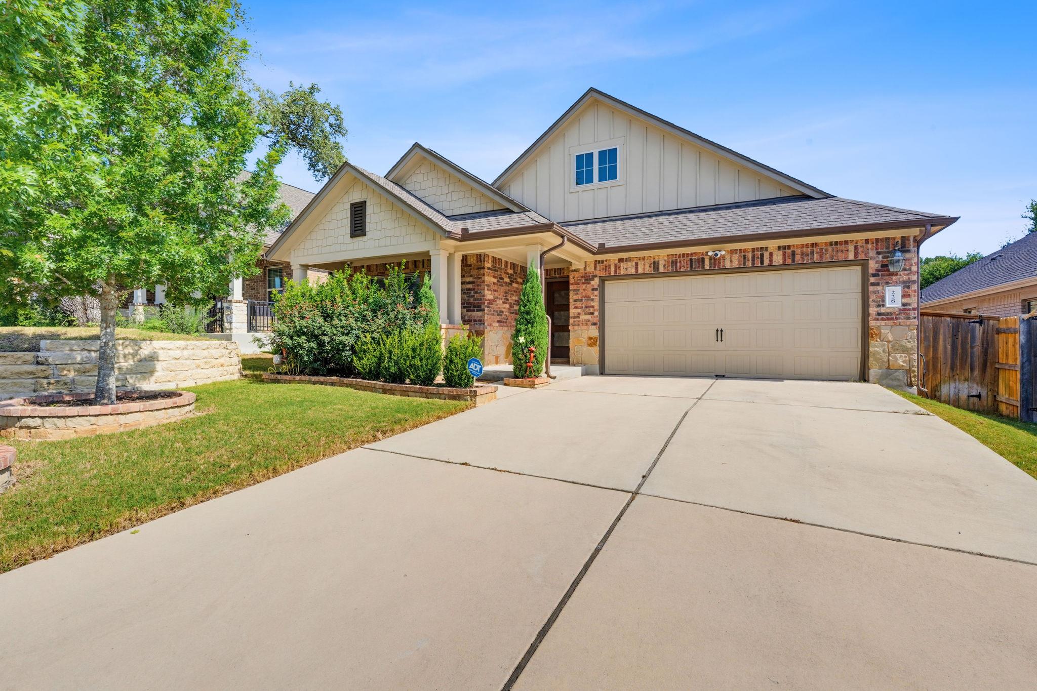 228 Tangled Brush DR, Manchaca, TX 78652