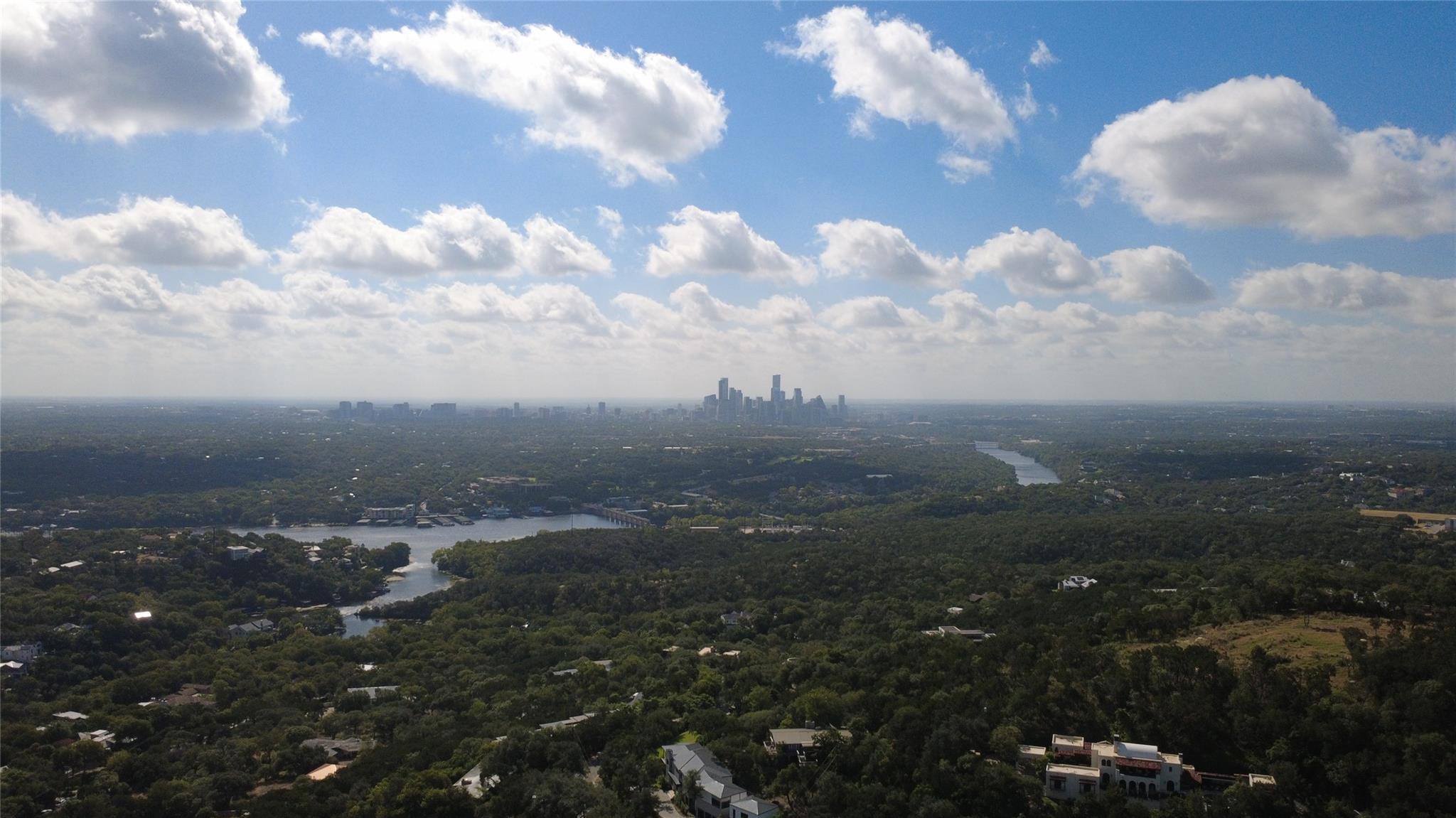 1 Martelli LN, West Lake Hills, TX 78746