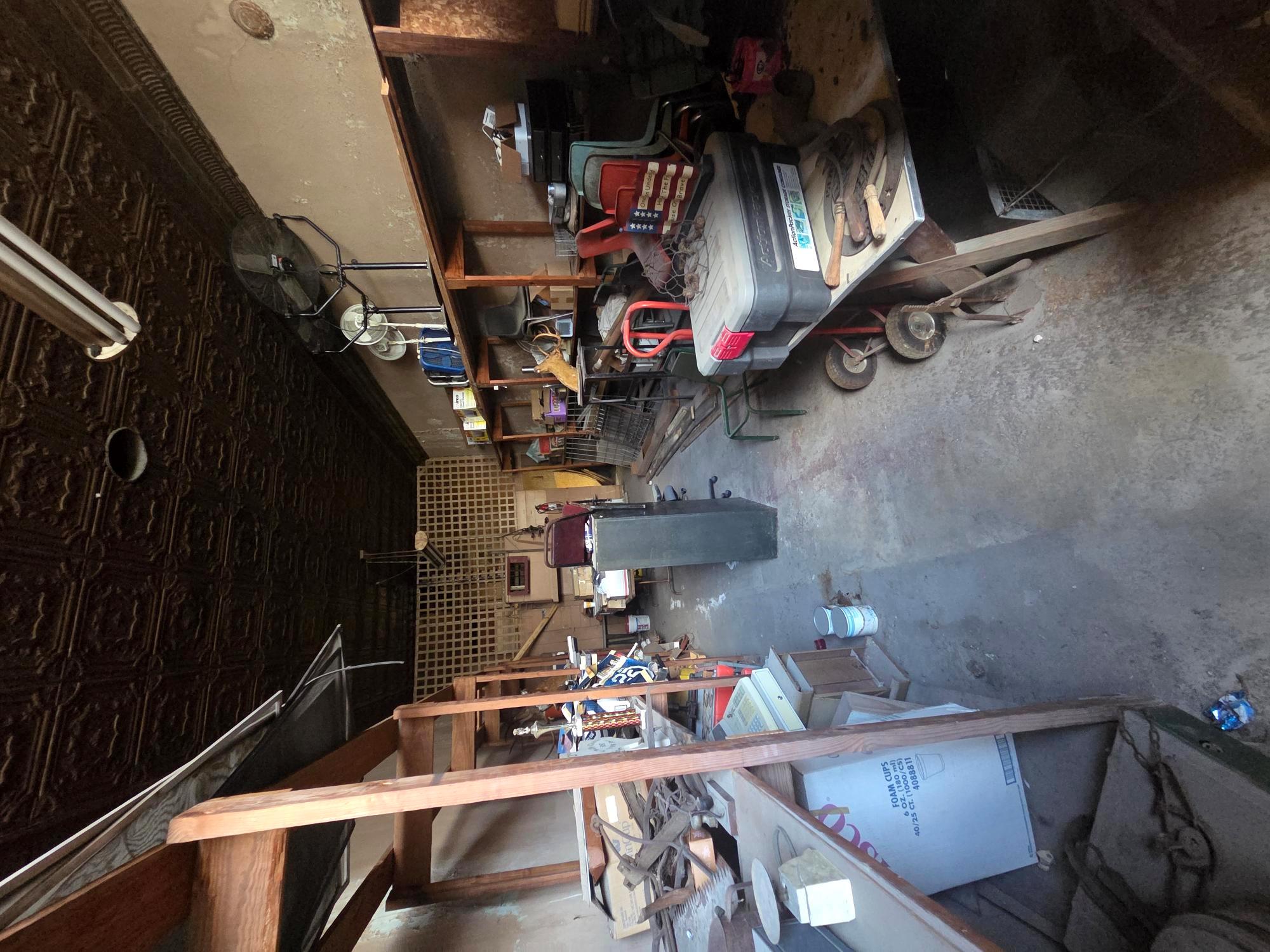 101 N Main ST, Taylor, TX 76574