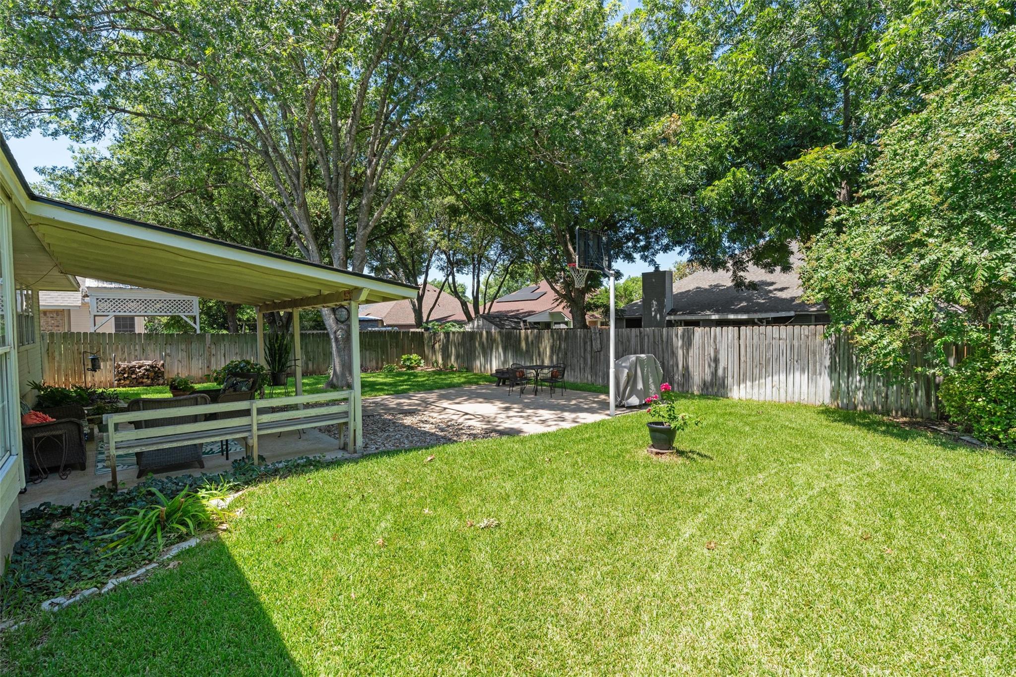 1208 Brophy DR, Pflugerville, TX 78660