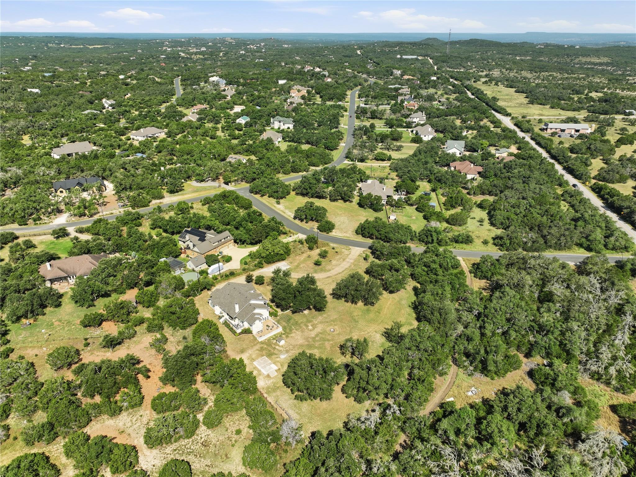 103 Peerman LN, Dripping Springs, TX 78620