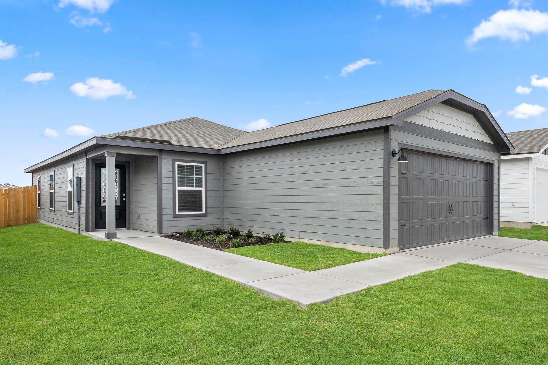 210 Myrtle Oak DR, Maxwell, TX 78656