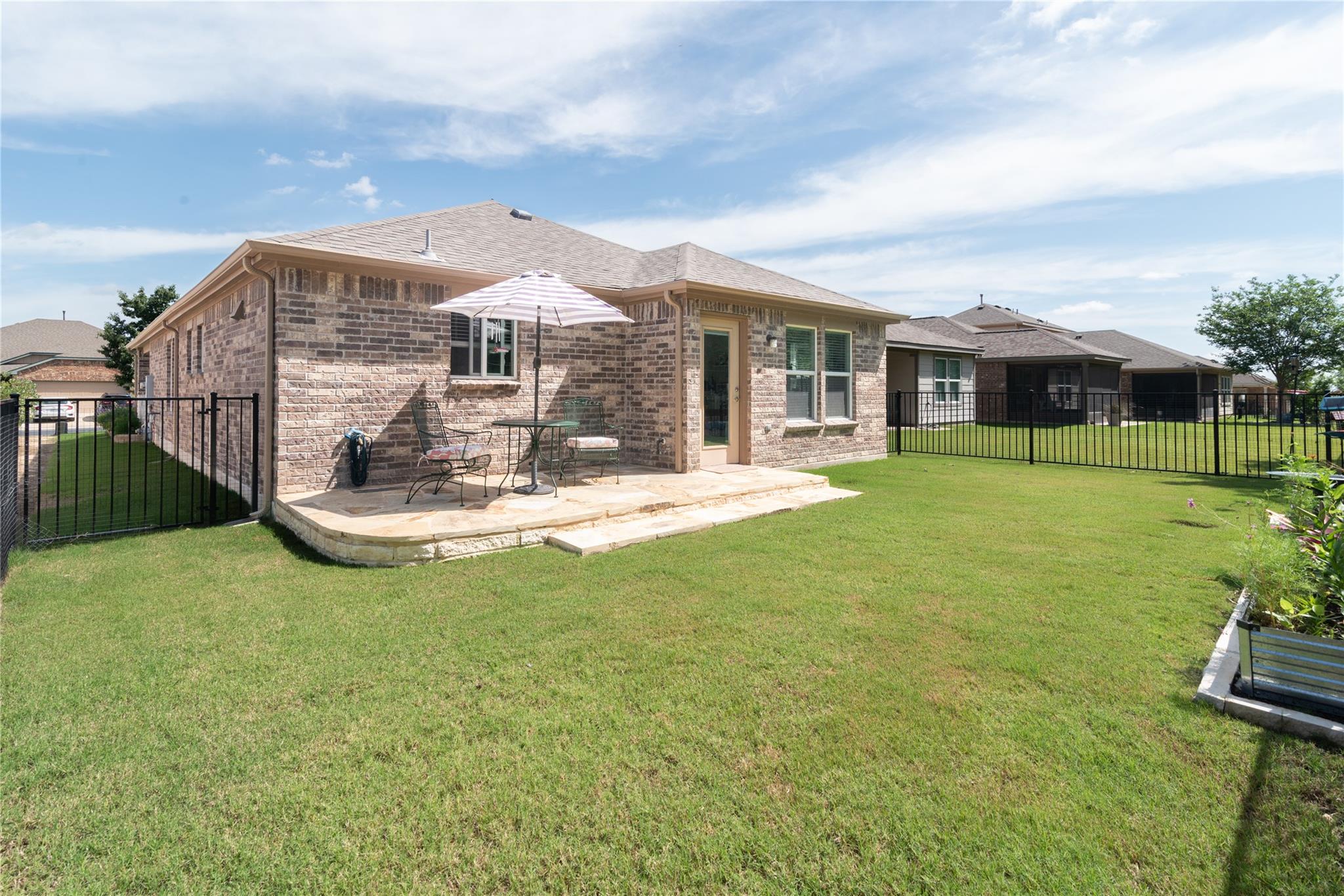 229 Hobby ST, Georgetown, TX 78633