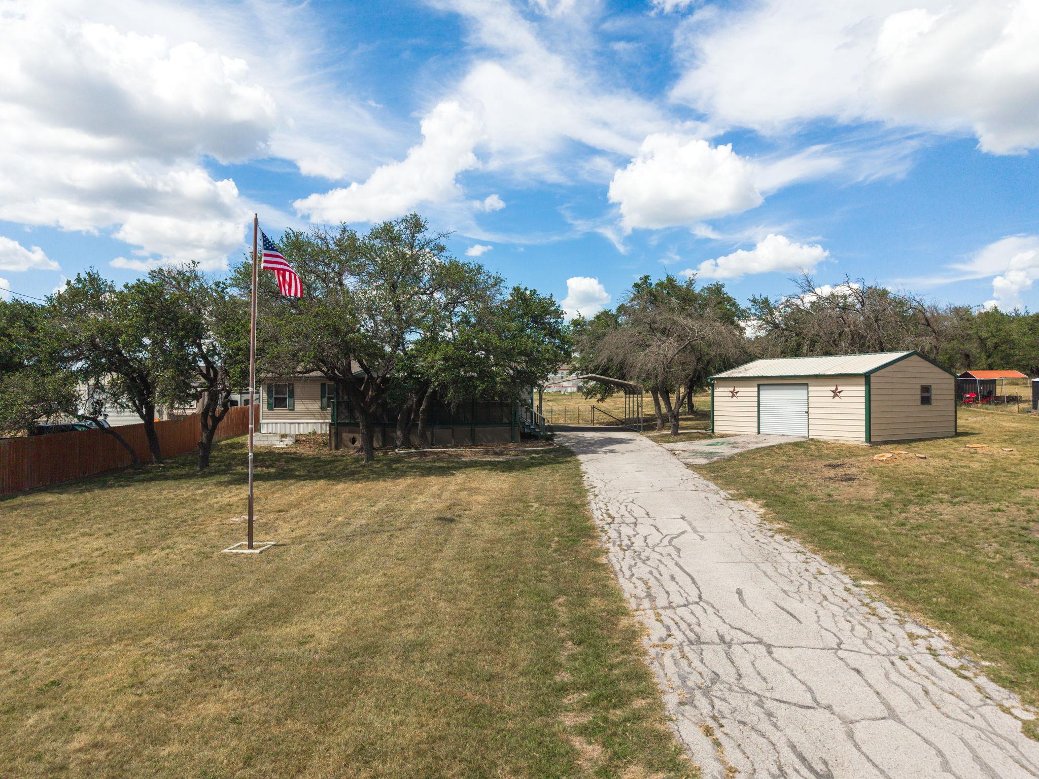 1506 Quail Point DR, Kempner, TX 76539