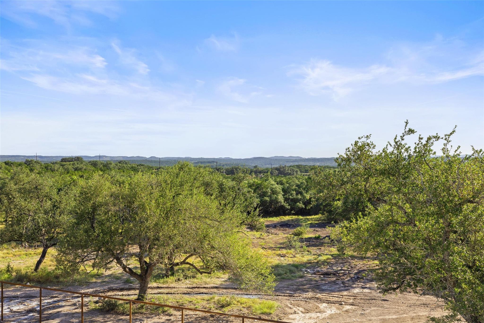 765 Legacy Hills DR, Johnson City, TX 78636