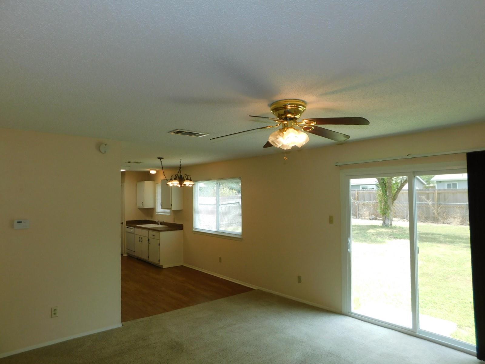 1902 Aberdeen DR, Round Rock, TX 78664