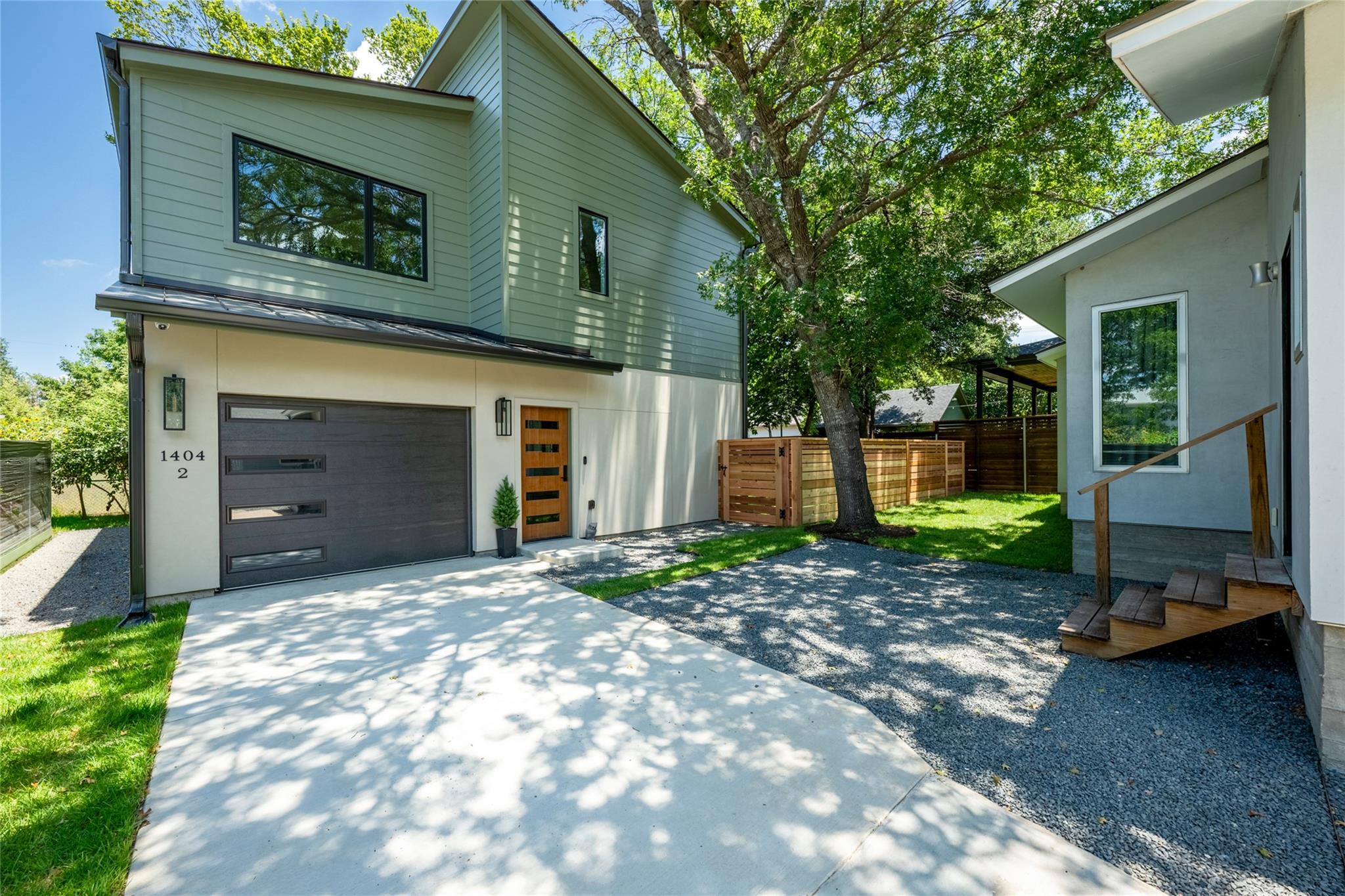 1404 Justin LN #2, Austin, TX 78757