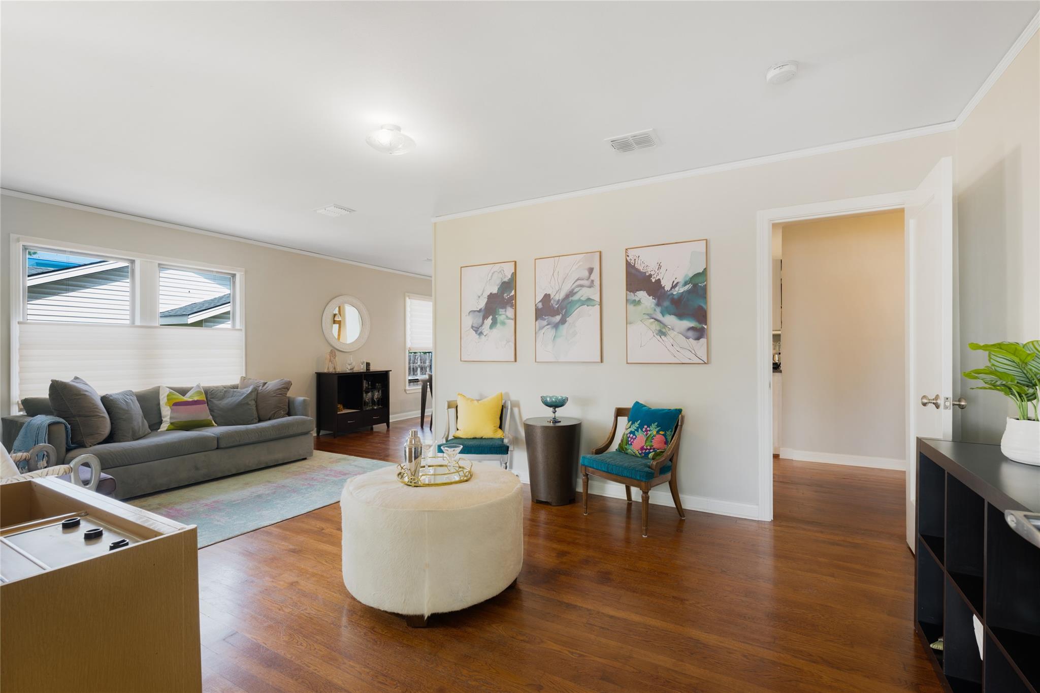 1404 Justin LN #1, Austin, TX 78757