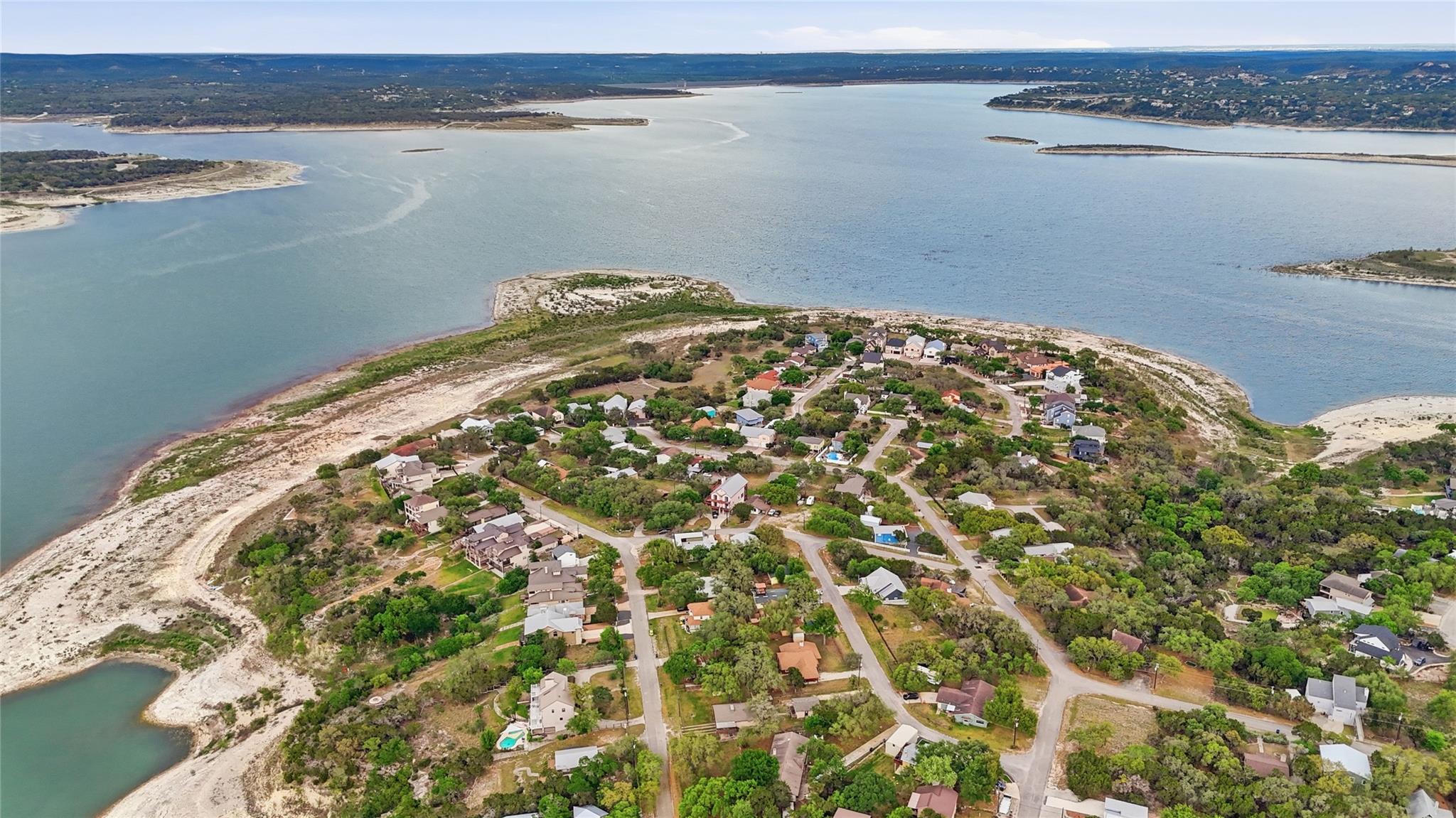 628 Country LN, Canyon Lake, TX 78133