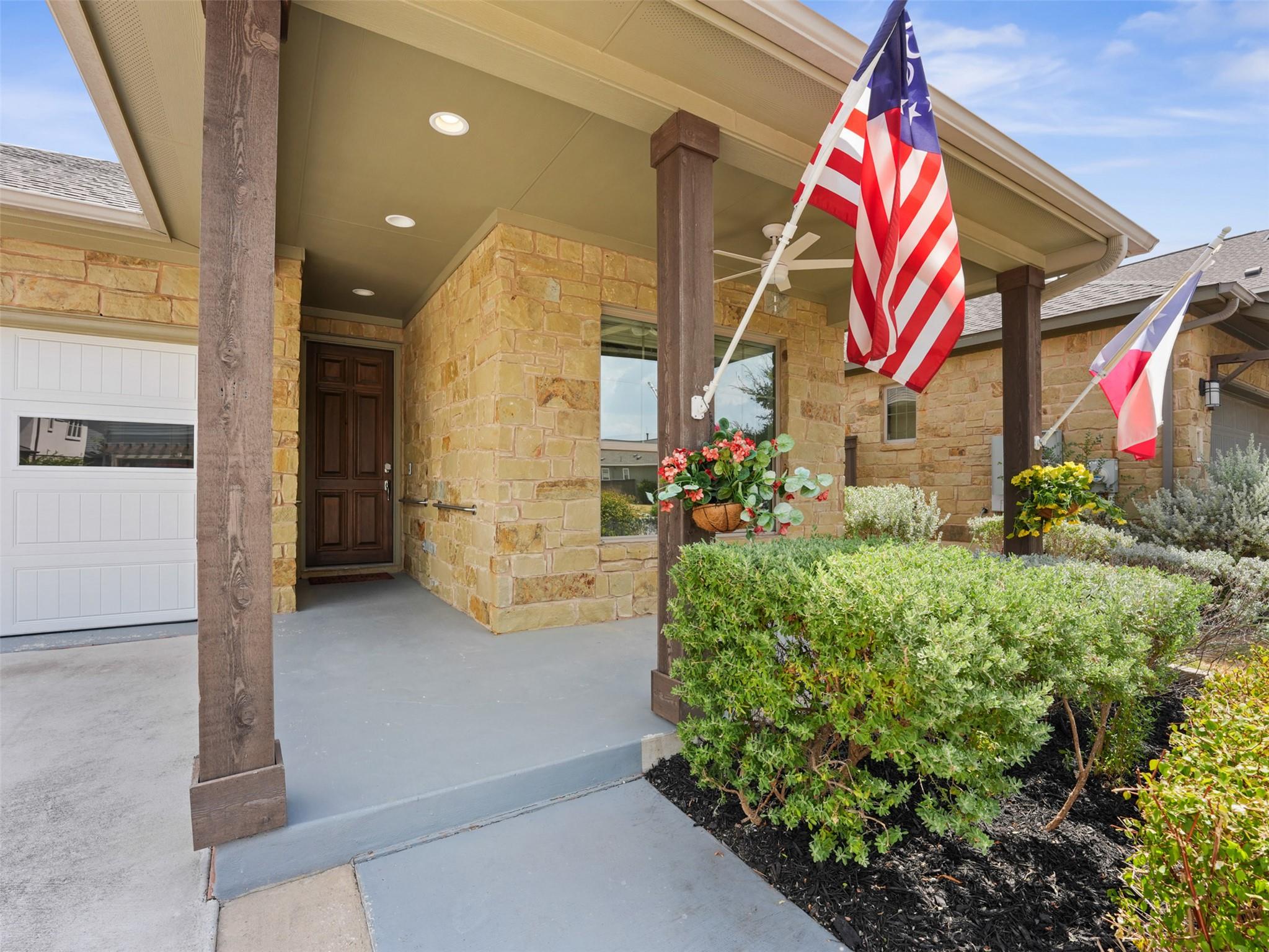 604 Golden Glory RD, Leander, TX 78641
