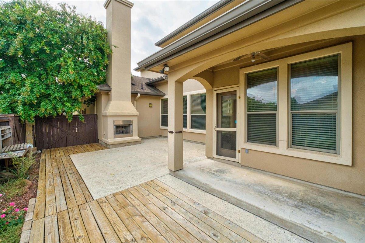 108 Via Milana, Buda, TX 78610