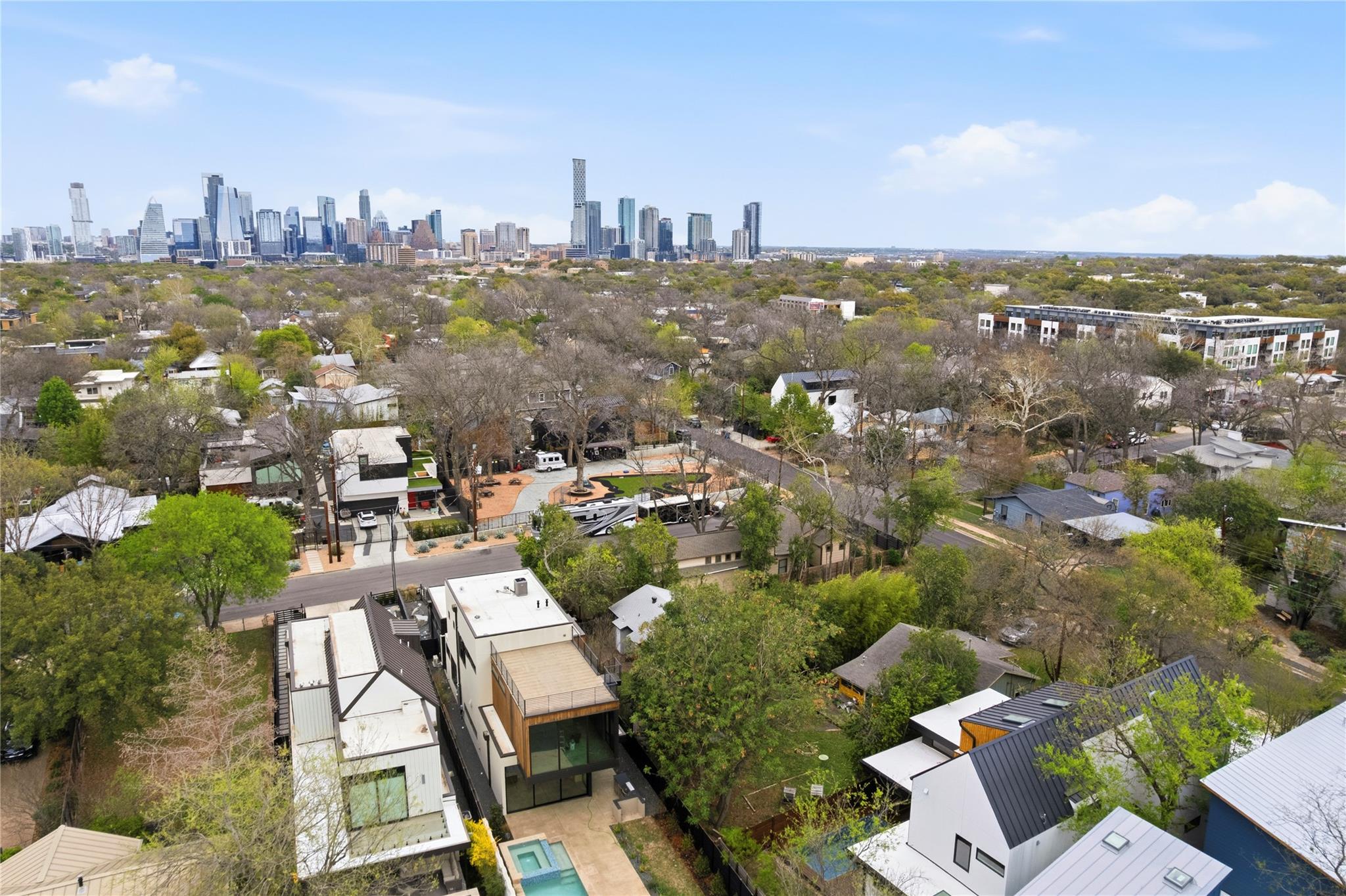 2306 S 2nd ST, Austin, TX 78704