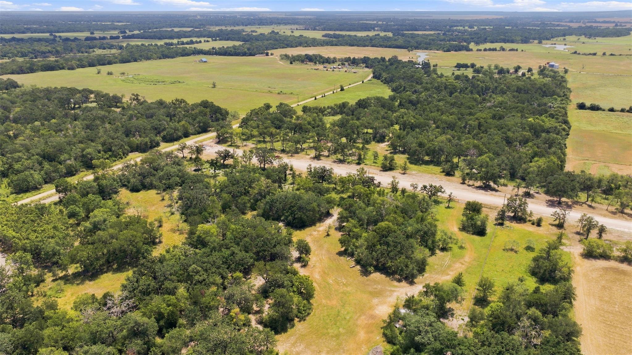 408 Cresent Bend BND, Cameron, TX 76520