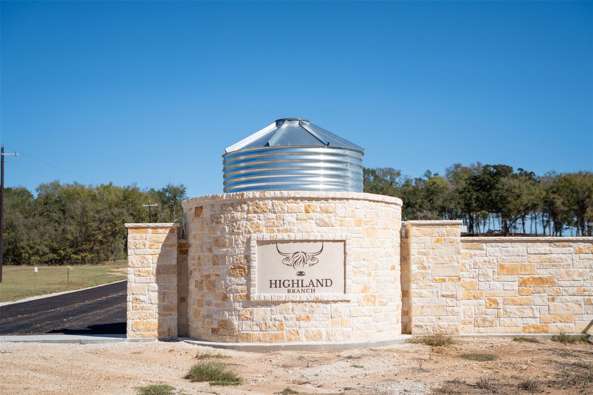 408 Cresent Bend BND, Cameron, TX 76520