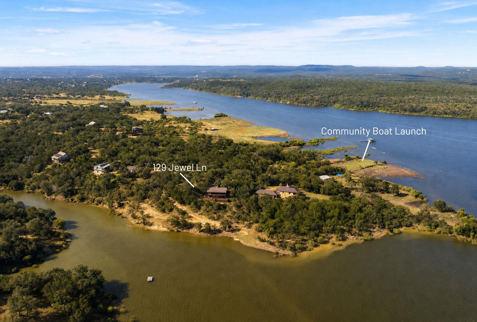 129 Jewel LN, Spicewood, TX 78669
