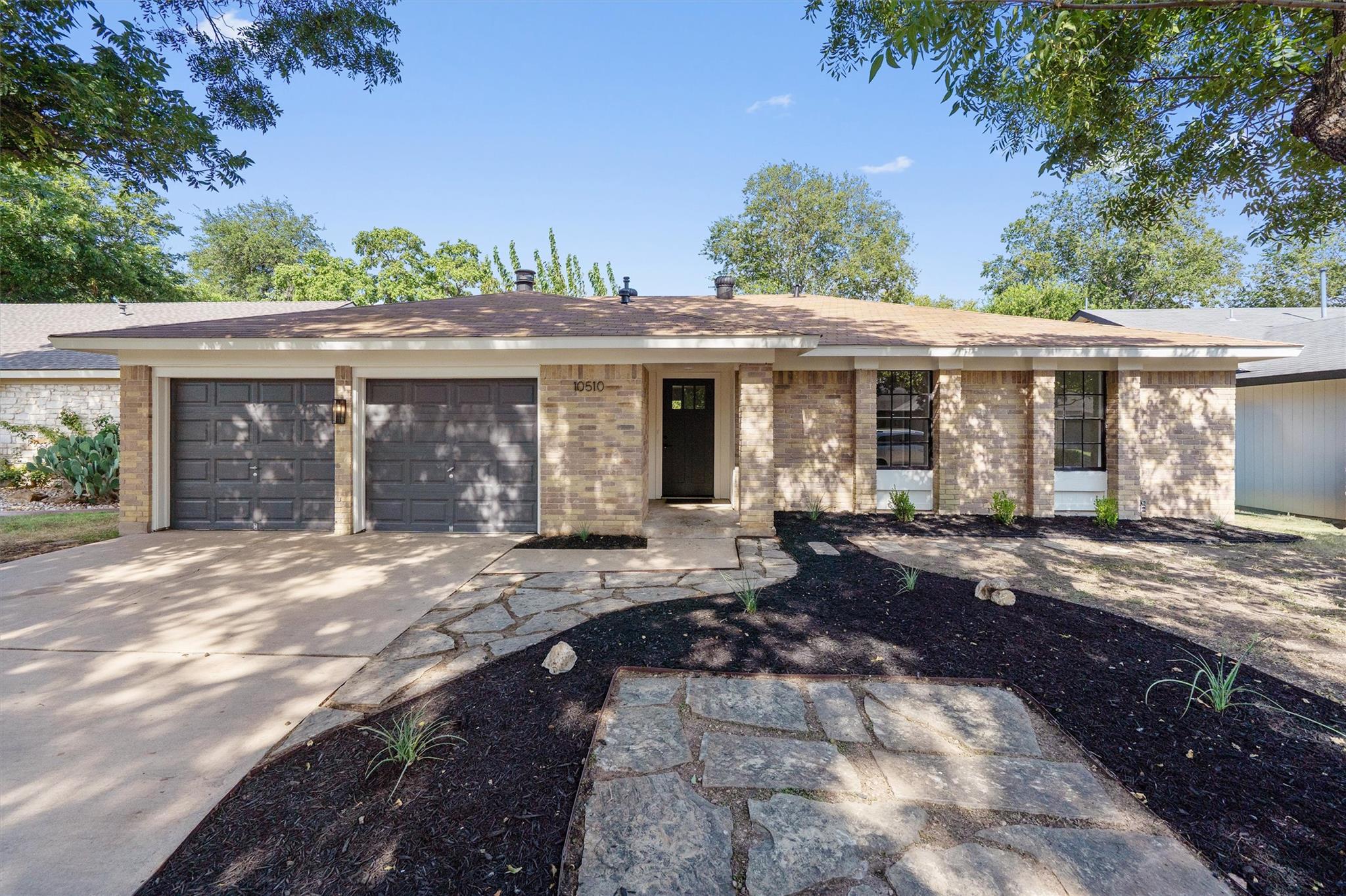 10510 School House LN, Austin, TX 78750