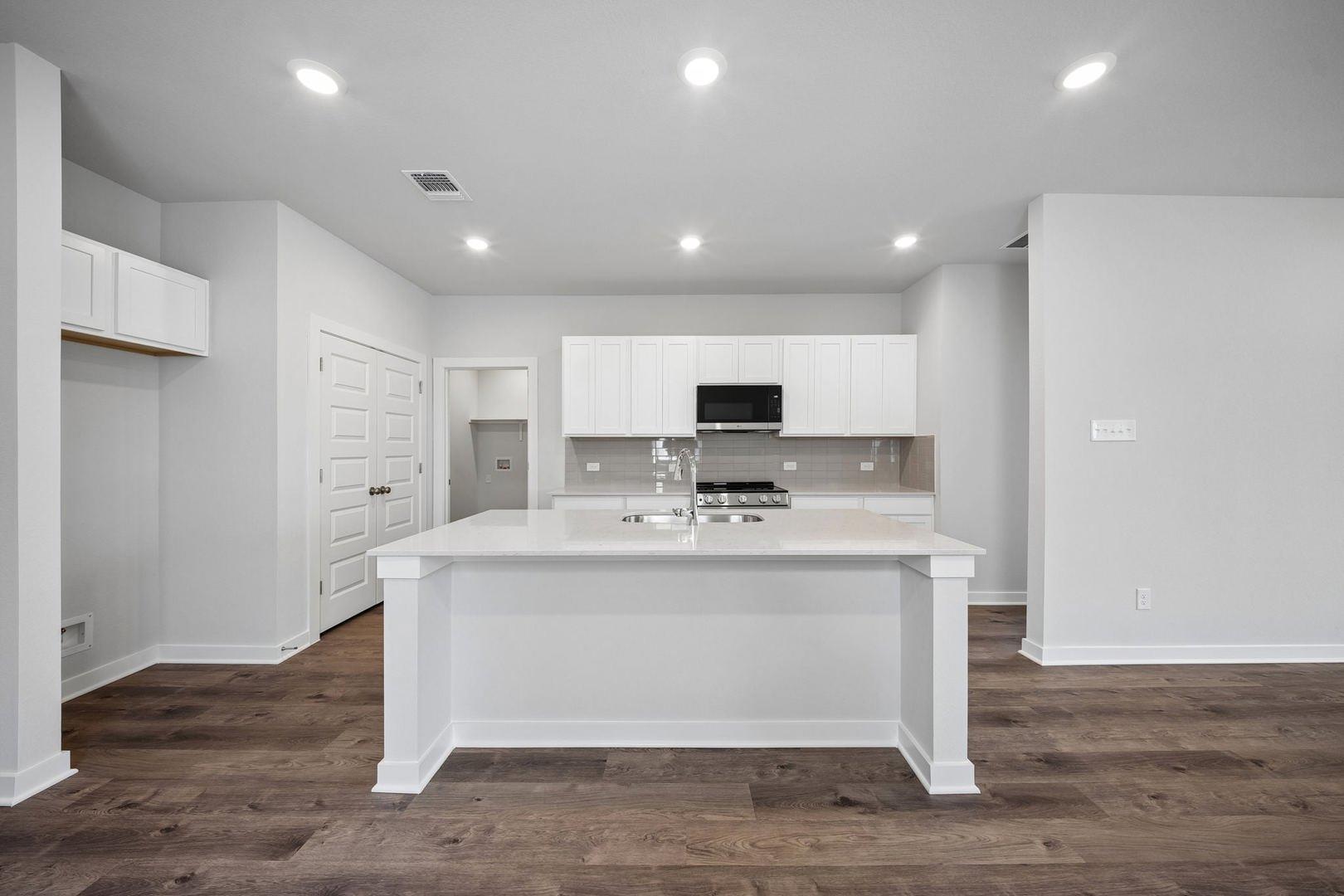 113 Two Bits, Elgin, TX 78621