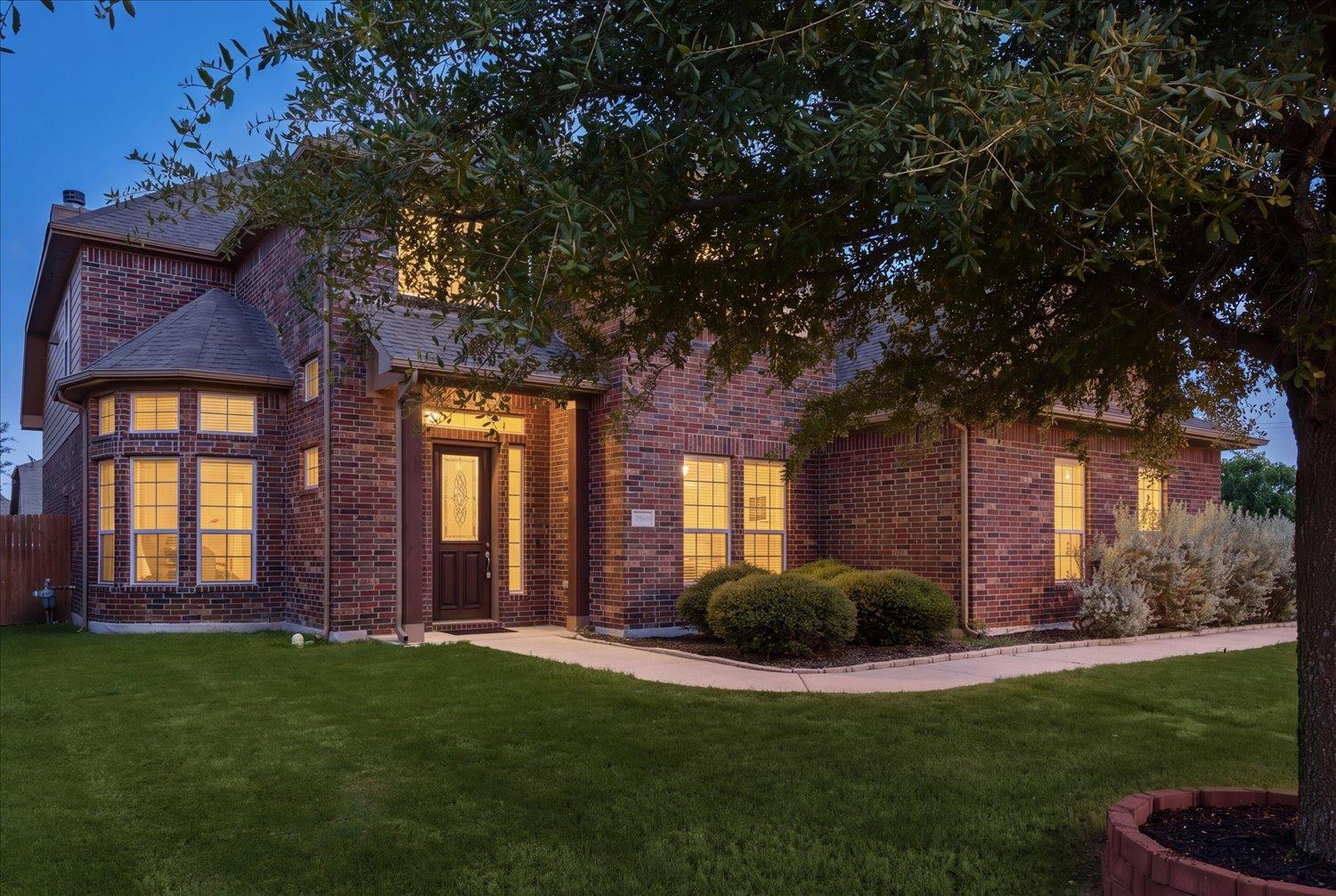 8093 Arezzo DR, Round Rock, TX 78665