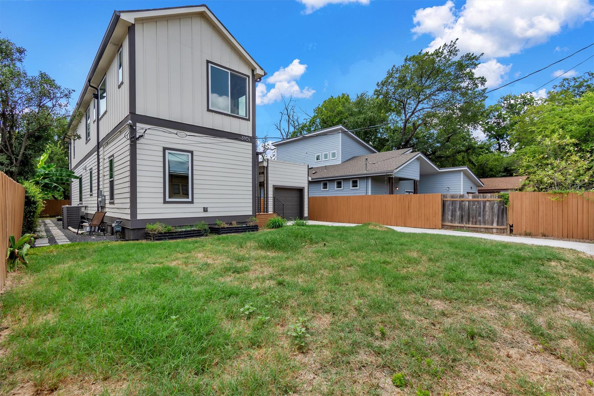 3101 Lyons RD, Austin, TX 78702