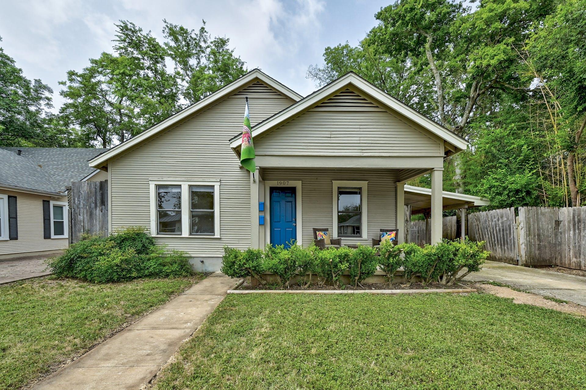 1907 W 37th ST #A & B, Austin, TX 78731
