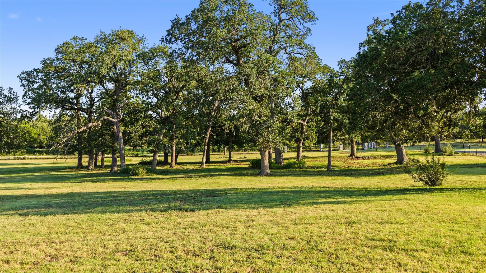 2501 Lone Man Mountain RD, Wimberley, TX 78676