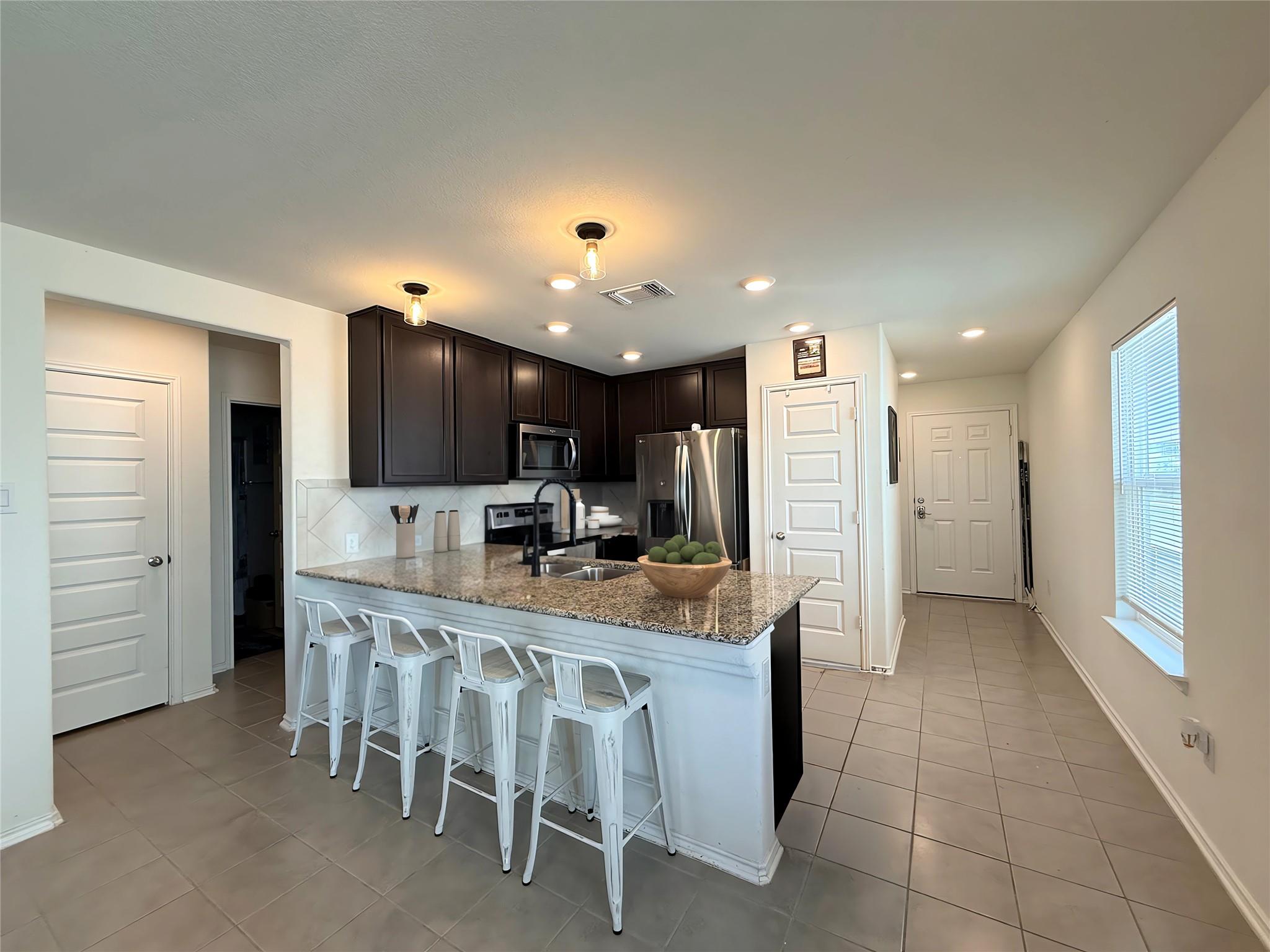 320 Katie Elder DR, Jarrell, TX 76537