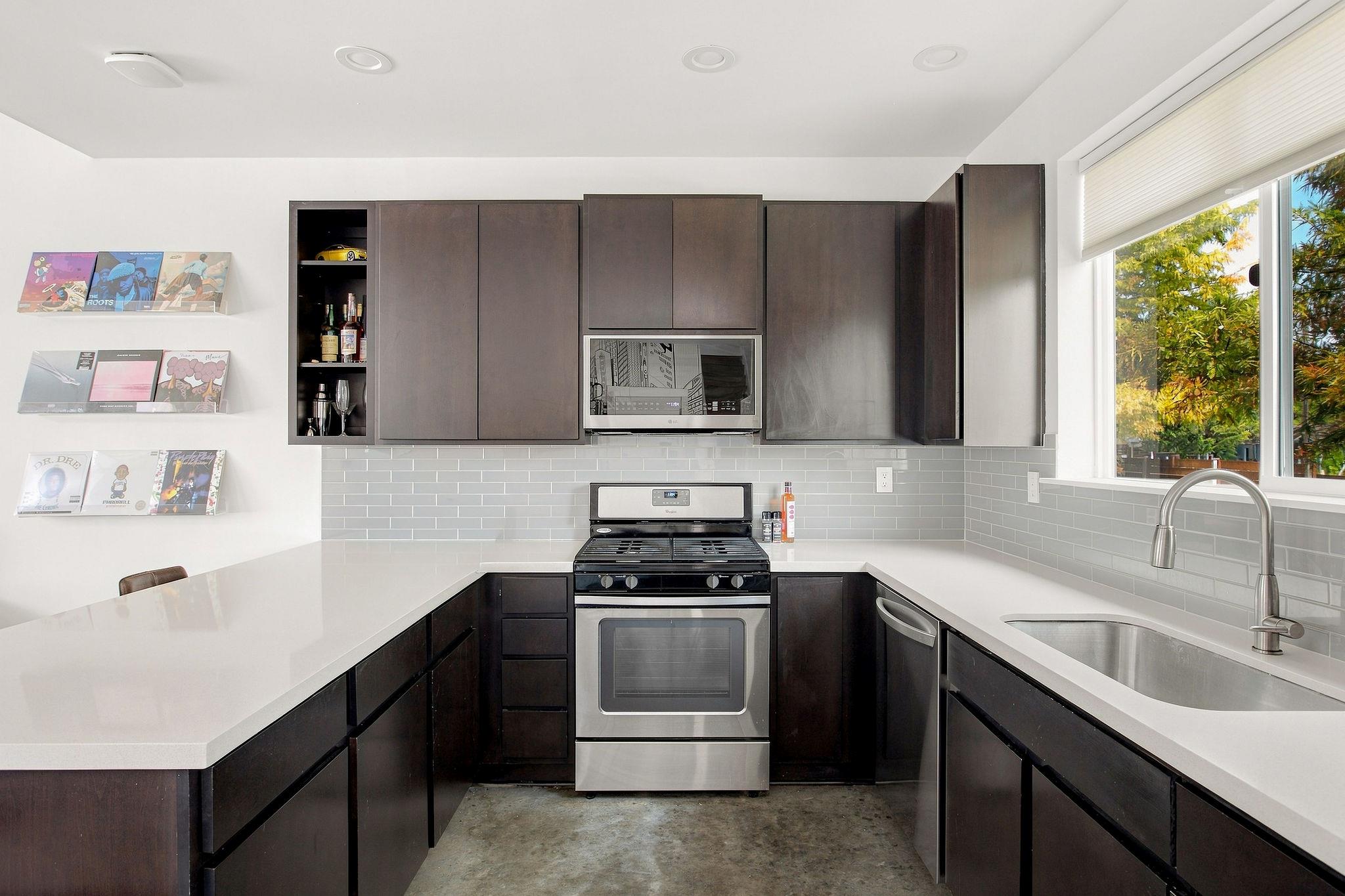 301 W Stassney LN #5, Austin, TX 78745
