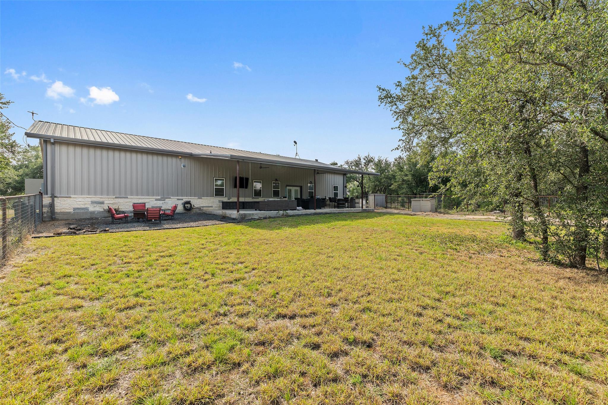 764 Stubbs RD, Johnson City, TX 78636