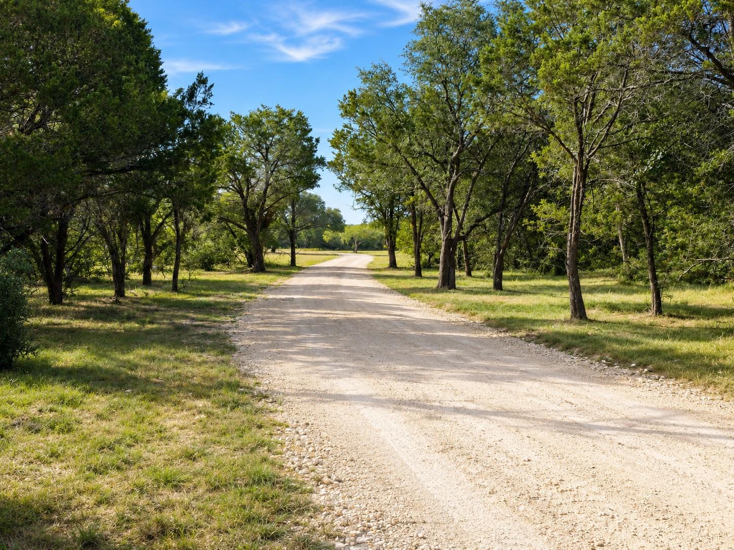 736 Cr 206, Lampasas, TX 76550