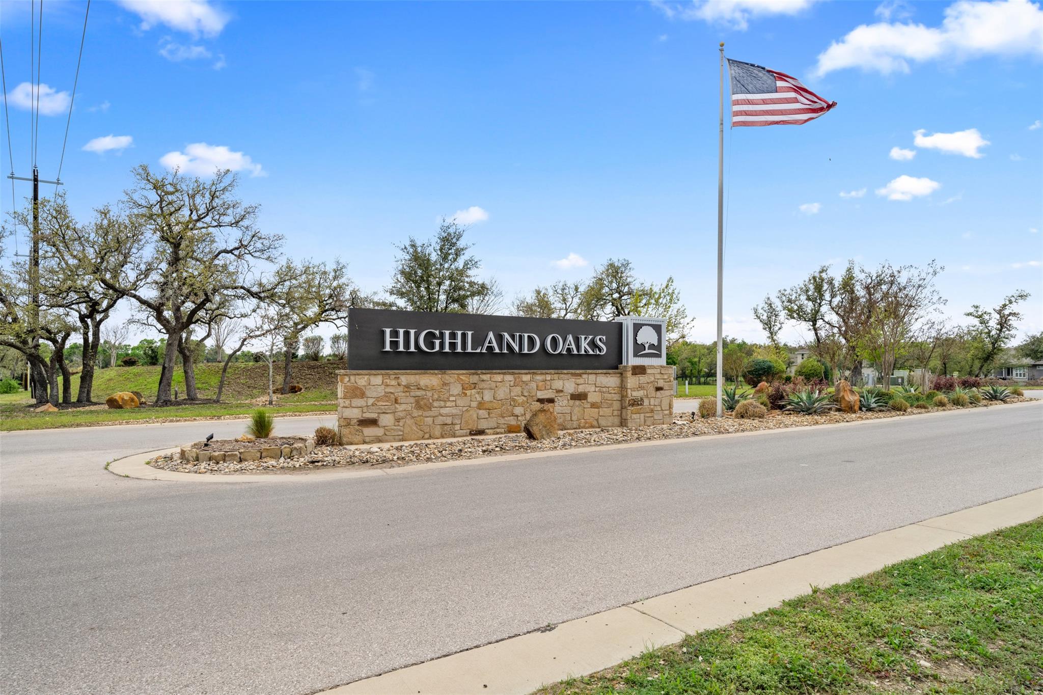 100 Honey Locust CV, Leander, TX 78641