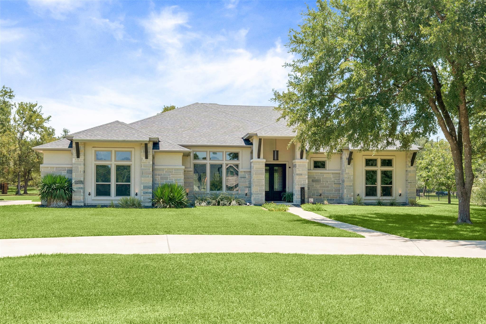 3008 Rolling Meadow DR, Salado, TX 76571