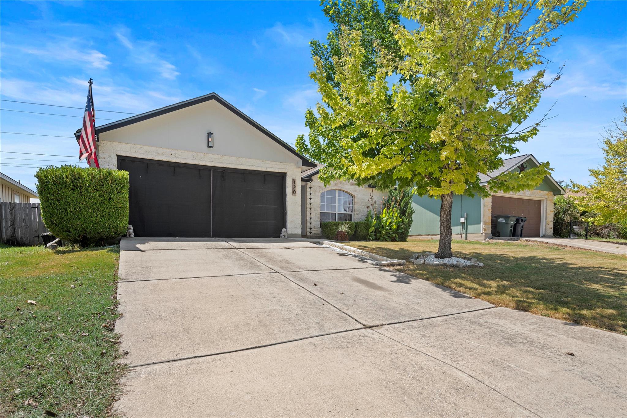 120 Amber LN, Jarrell, TX 76537