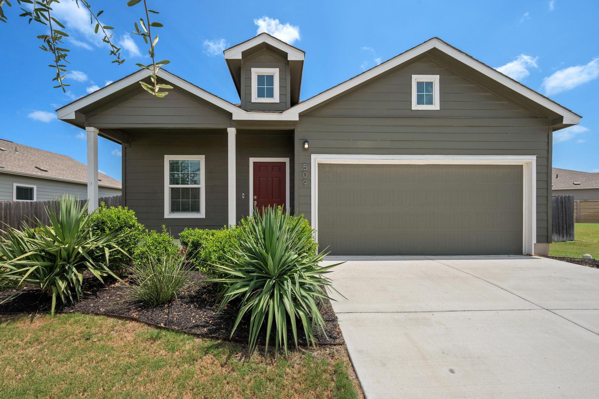 509 Gabriels Bluff DR, Georgetown, TX 78626