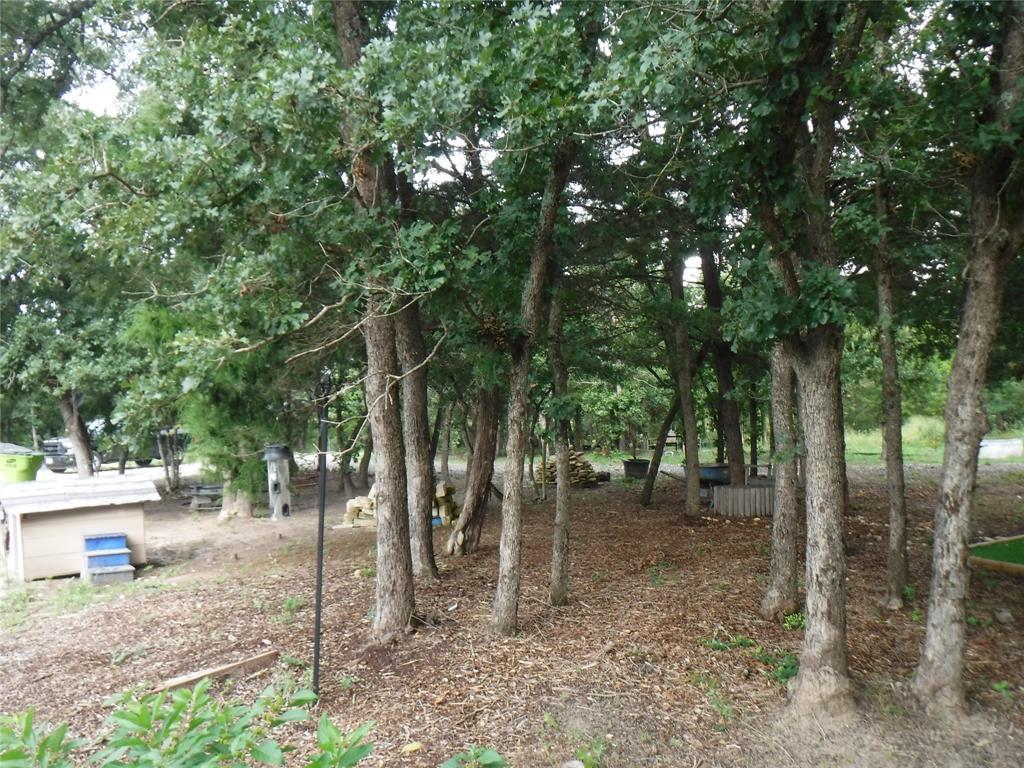 191 Hickory LN, Elgin, TX 78621