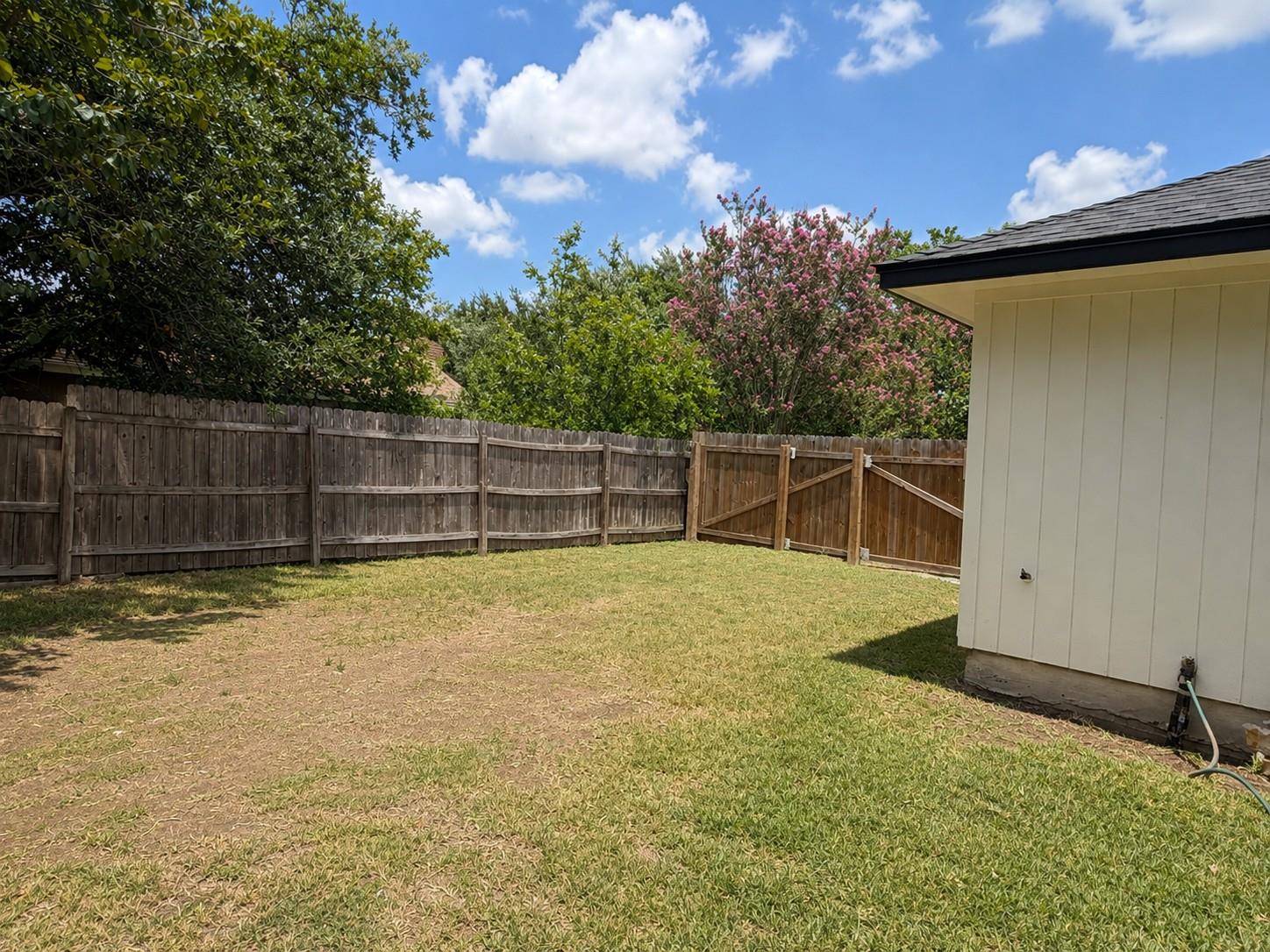 102 Sequoyah ST, Buda, TX 78610