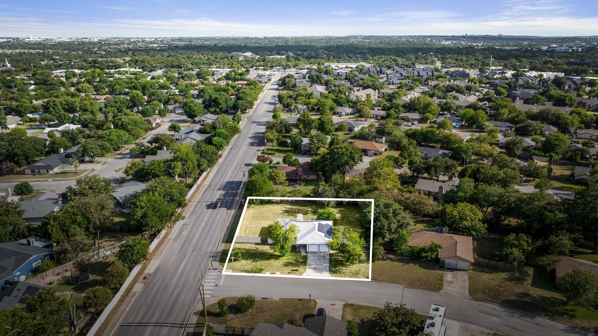 1500 Wildflower DR, Round Rock, TX 78664