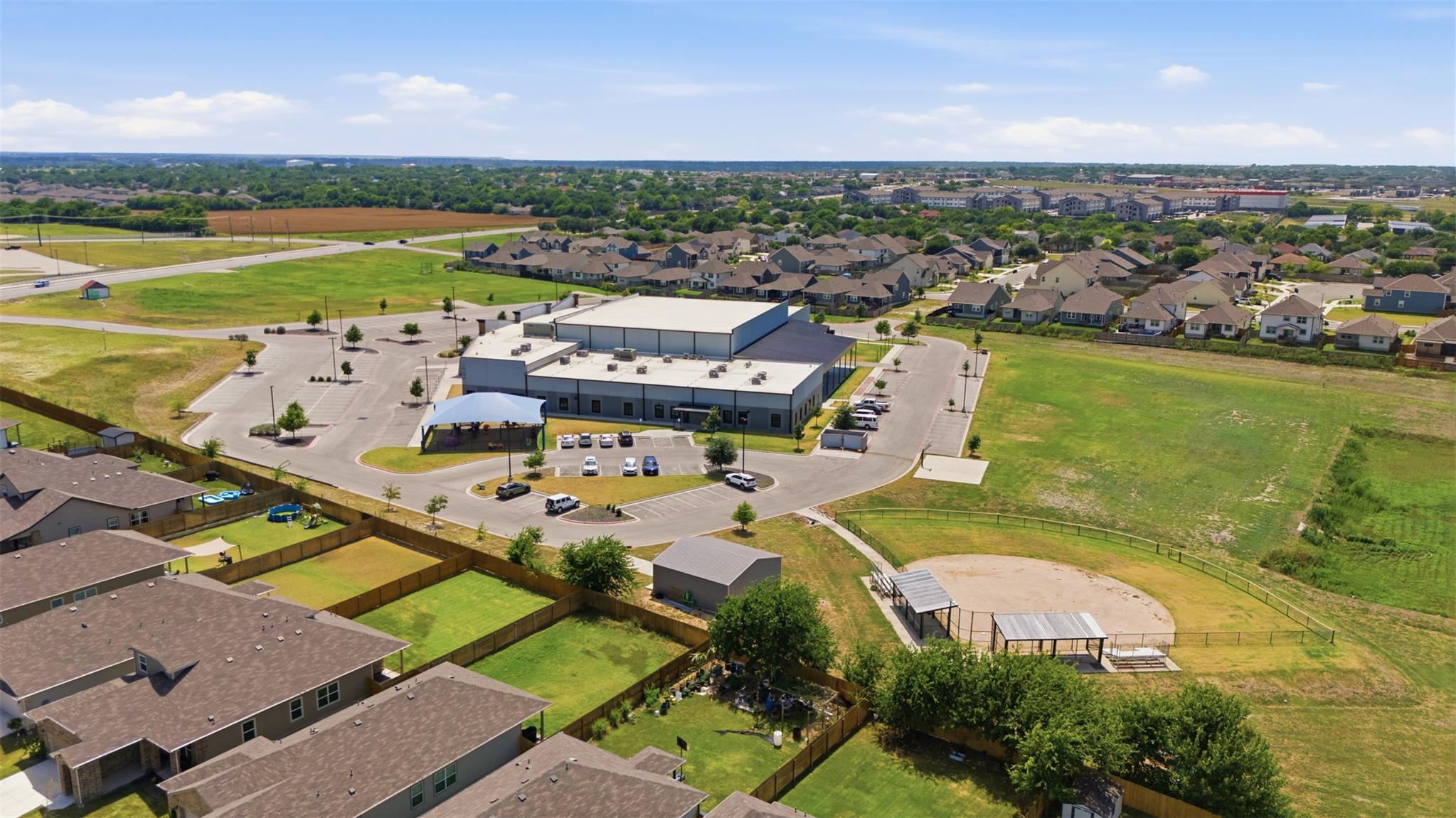 206 Canadian River TRL, Hutto, TX 78634