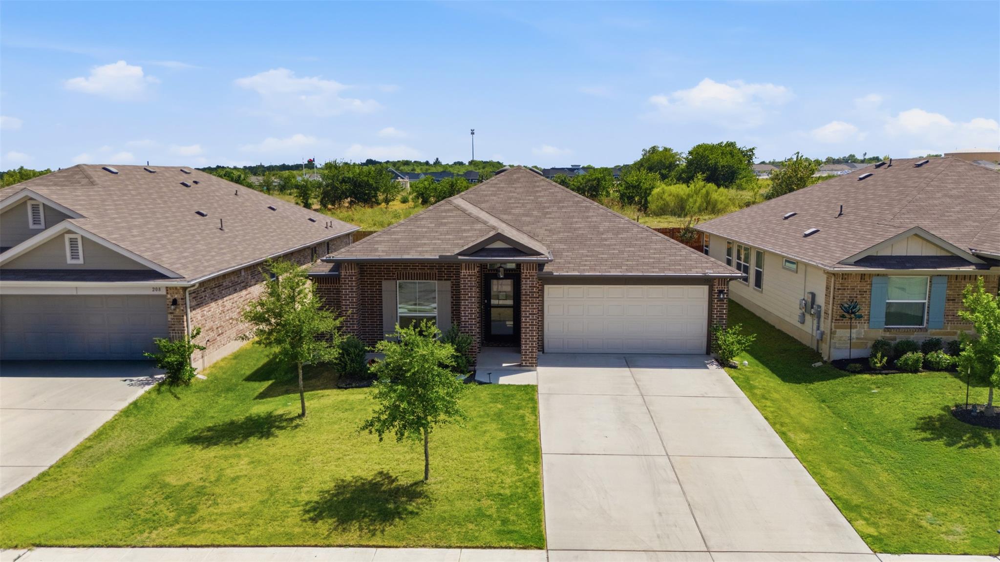 206 Canadian River TRL, Hutto, TX 78634