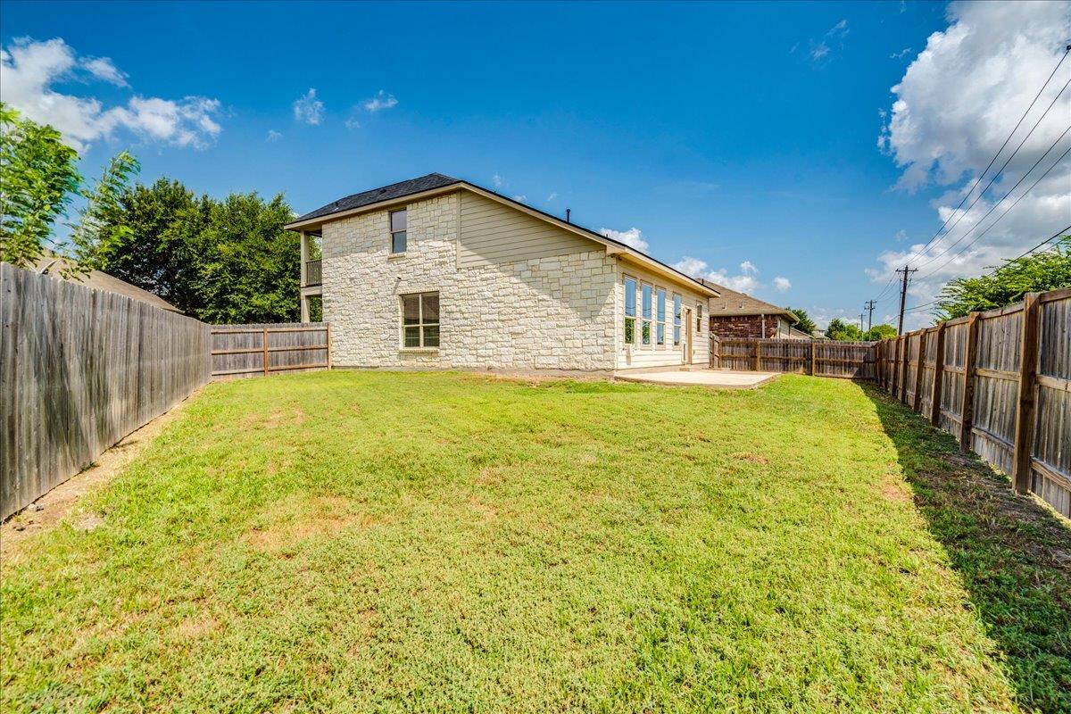 484 Travertine TRL, Buda, TX 78610